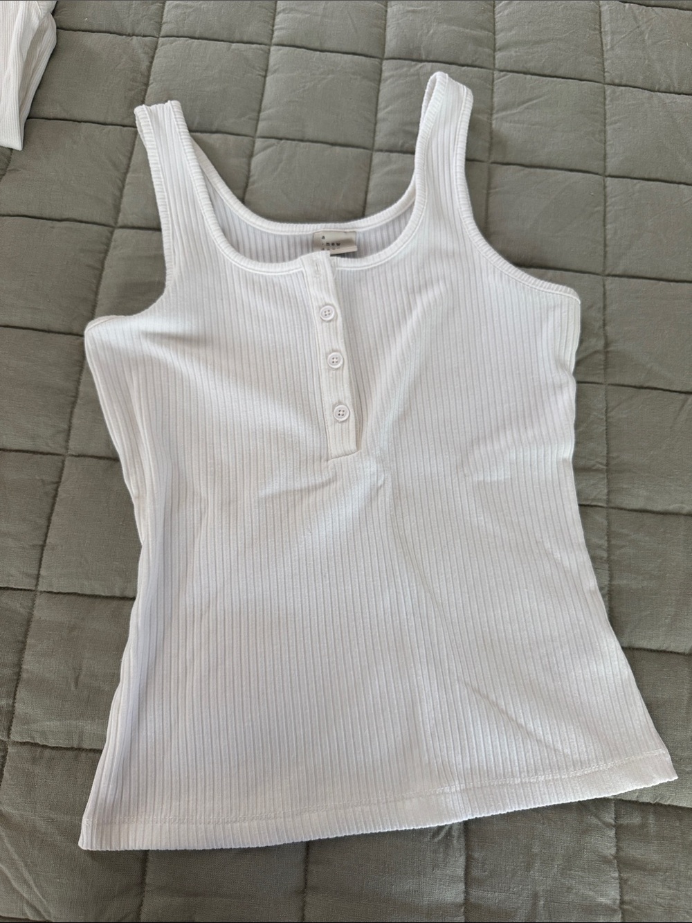 NWOT white tank xs